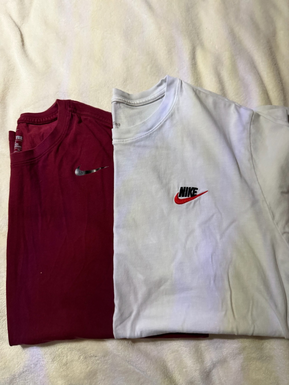 Nike Short Sleeve Tee - White and Burgundy